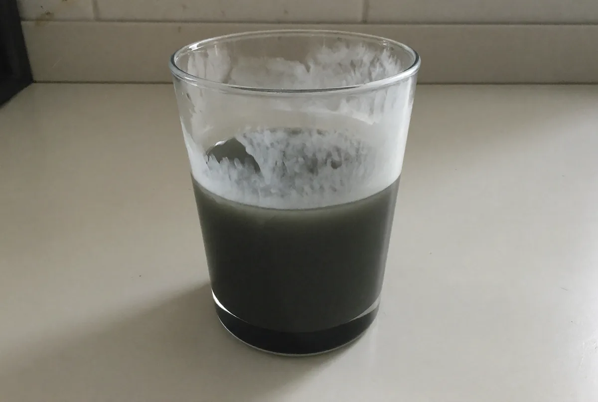 Чёрная и тёмная вода